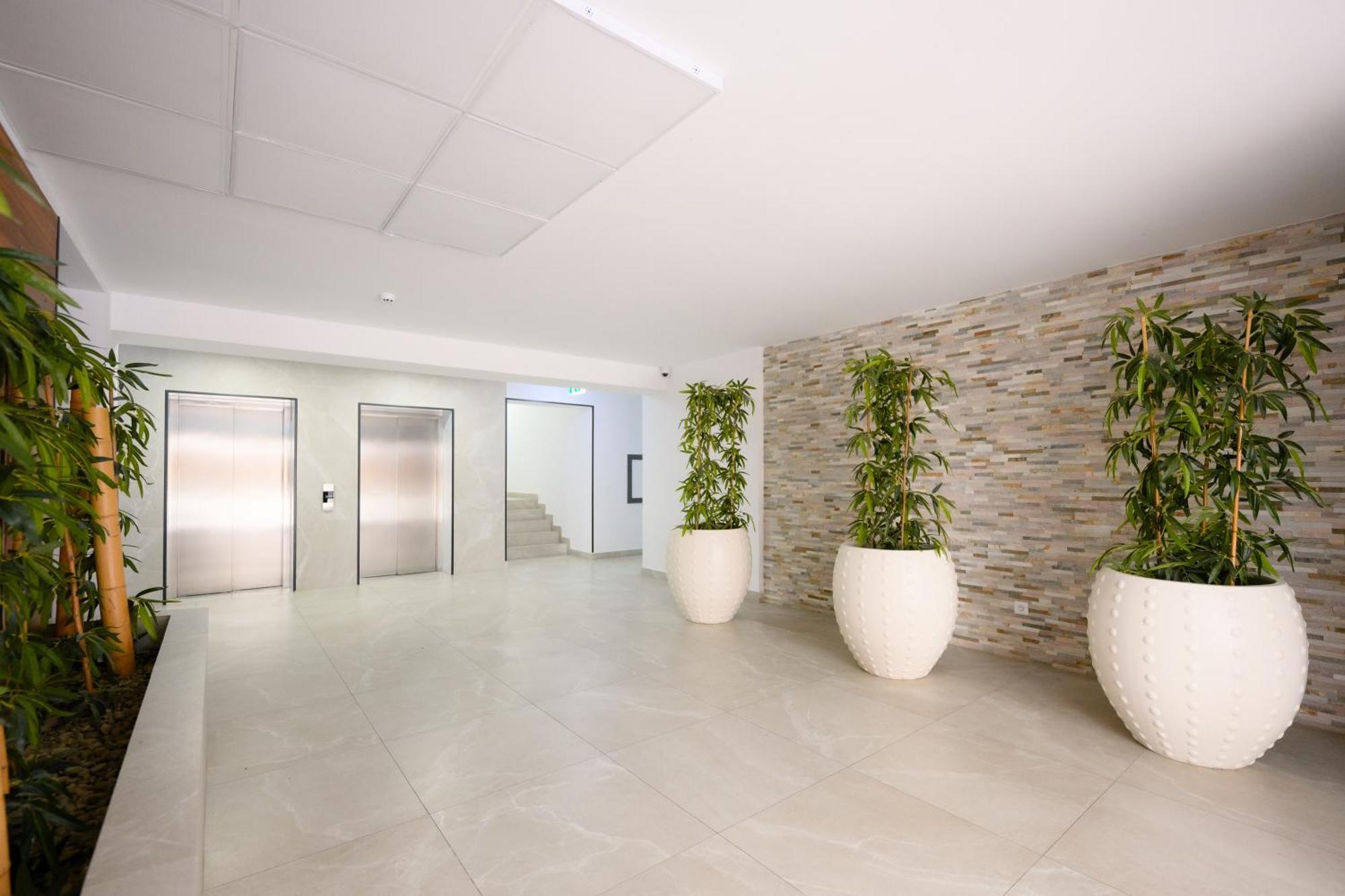 Charming Hideaway Inspired By El Profesor'S Intrigue Apartment Bucureşti Exterior foto